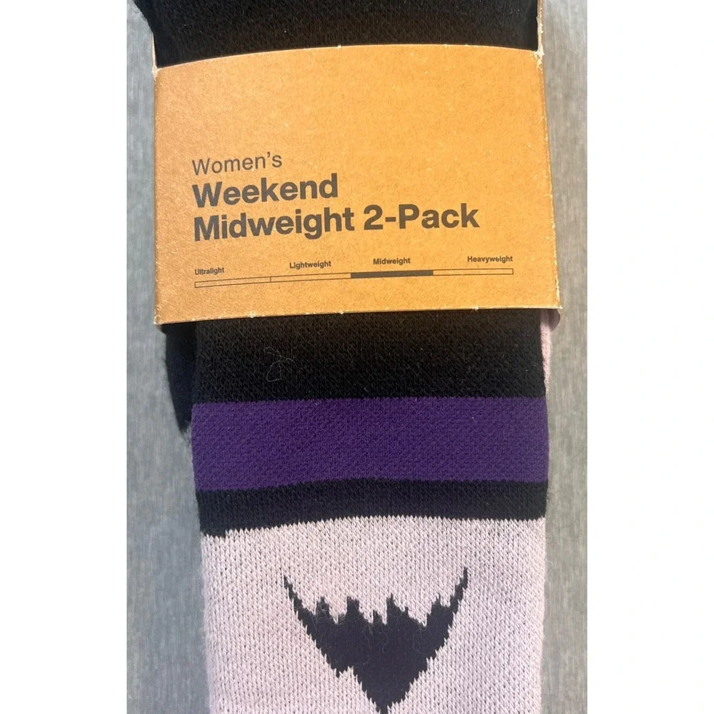 2 pack Burton Womens Weekend Midweight Socks Elderberry Size S/M Ski Hiking Snow